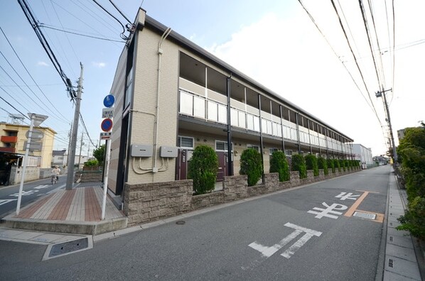 レオパレスイーストIIの物件外観写真